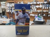 Uw medicine mariner Ken Griffey Jr. bobble head doll