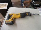 Dewlat 20v zaw saw