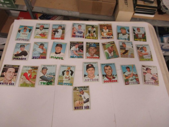 Huge Lot of VINTAGE Baseball Cards from Estate Collection