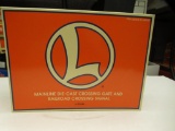 Lionel mainline die cast crossing gate and railroad crossing signal #6-22946