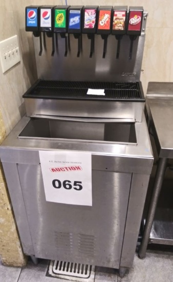 8 dispensing soda fountain machine with refrigerated ice bin