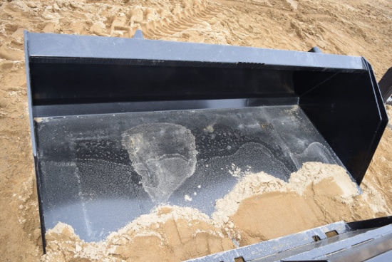 NEW 84 Inch Large Capacity Snow/Material Bucket