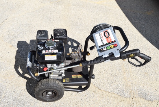 NEW Simpson Pro 3300 PSI Commercial Pressure Washer
