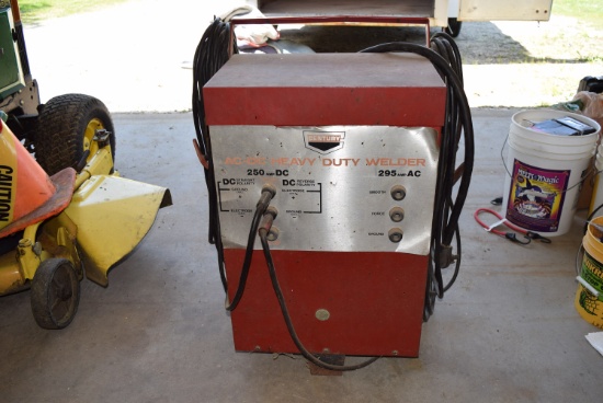 Century AC-DC Heavy Duty Welder