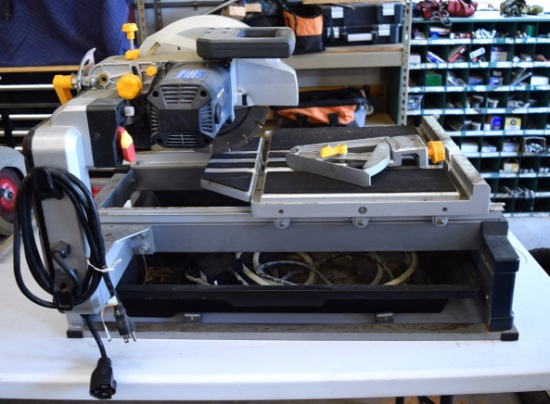 Chicago Elec. 10in Industrial Tile/Brick Saw