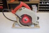 Milwaukee 7 1/4 Inch Tilt-Lok Adjustable Handle Circular Saw