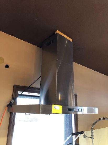 Exhaust hood w/lighting