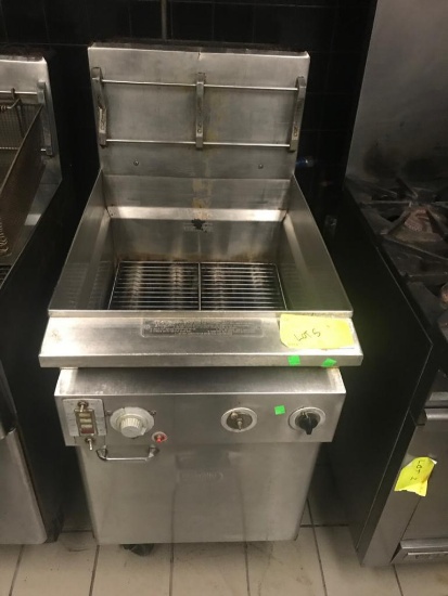 Keating of Chicago Gas deep fryer on casters Model ST18