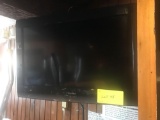 Toshiba flat screen tv. 26 inches diagonal