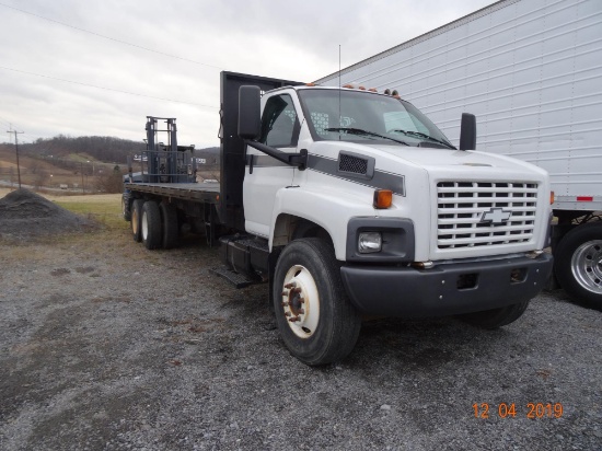 2003 8500 Chevy 378,000 miles C7 Cat with Allison automatic transmission flat bed truck