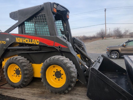 New Holland S170