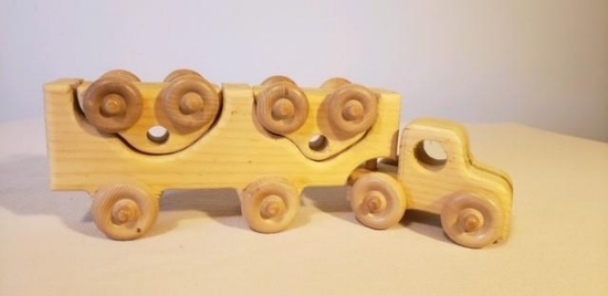 #2155 Wooden Semi with Car Carrier