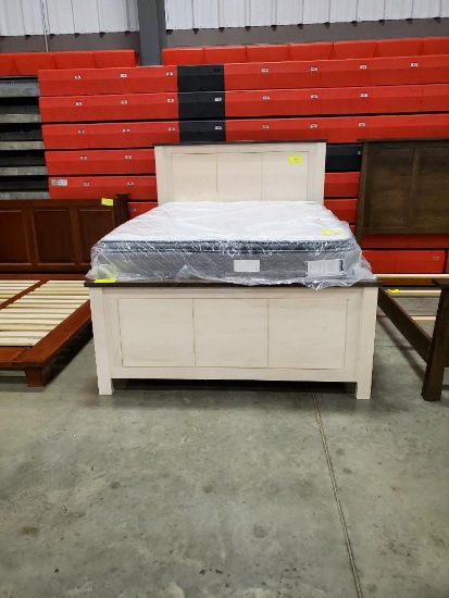 Queen 2 Tone Maple Storage Bed 4 Drawer