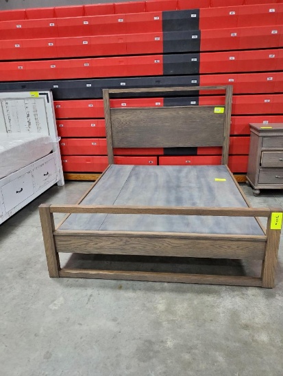 Queen Oak Bed