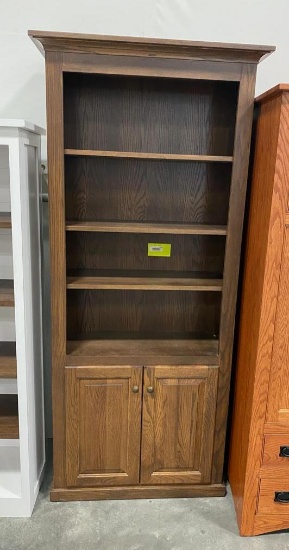 Oak Bookcase w/ 3 Shelves, 2 doors USED 32x13x80