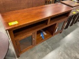 TV STAND 60X33X18