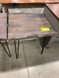 RUSTIC END TABLE 24X24X24