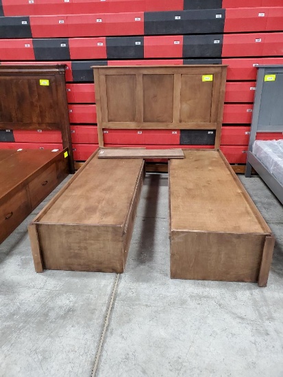 Maple Under storage Queen Bed (No Footboard)