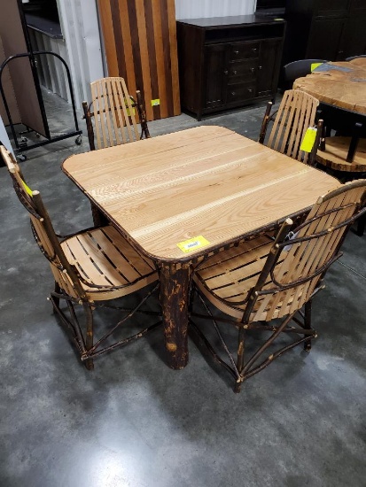 oak and hickory table w/ 4 chairs 44x44