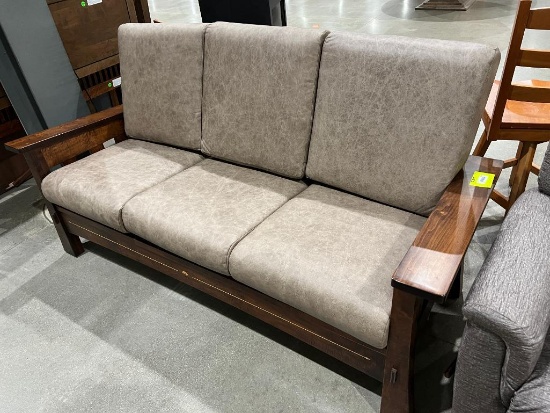 BROWN MAPLE FUTON