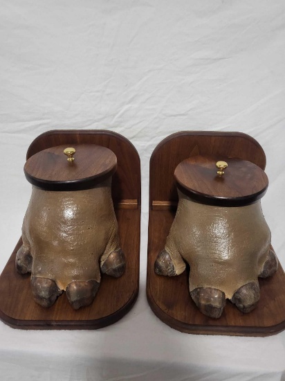 TAXIDERMY HIPPO FEET BOOK ENDS
