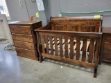2 PC BROWN MAPLE CRIB BEDROOM SET W/CONVERTIBLE CHANGING TABLE