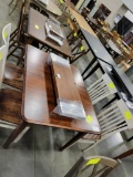 BROWN MAPLE DINING TABLE W/ 4 SIDE CHAIRS, 2 LEAVES 48X38IN
