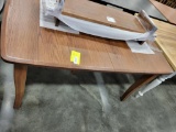 RED OAK DINING TABLE ONLY W/ 2 LEAVES MEDIUM 42X66IN