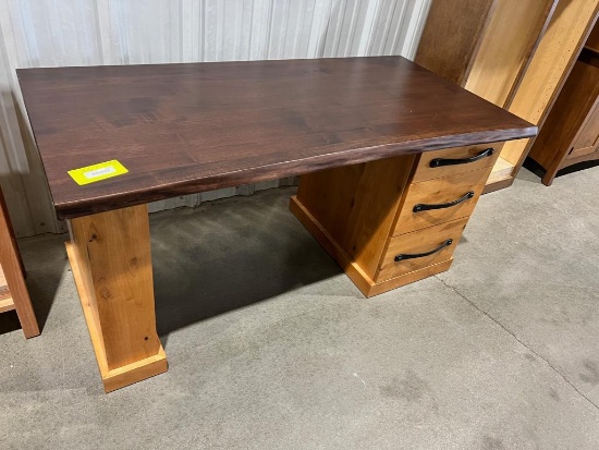 BROWN MAPLE AND CHERRY DESK 64X31X31