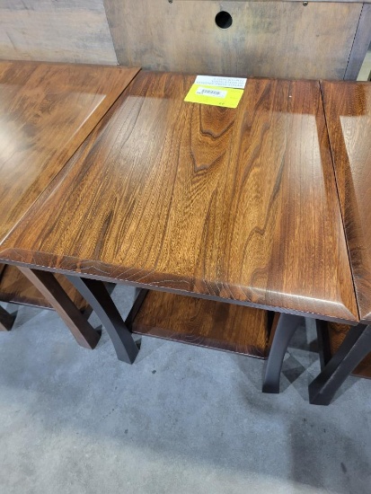 RUSTIC CHERRY WEDGE SIDE TABLE 22X22X16 ALMOND
