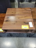 WALNUT END TABLE 22X22X24 NATURAL