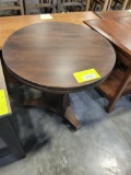 B MAPLE END TABLE 25X24