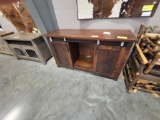 ELM BR MAPLE TV STAND 60X20X34