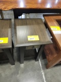 BR MAPLE SIDE TABLE 15X17X24