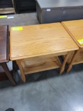 OAK END TABLE 26X20X24