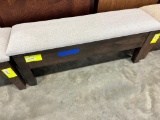 UPHOLSTERED MAPLE STORAGE BENCH 4FT