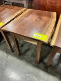 WALNUT END TABLE 19X22X24