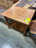 OAK END TABLE 26X20X25