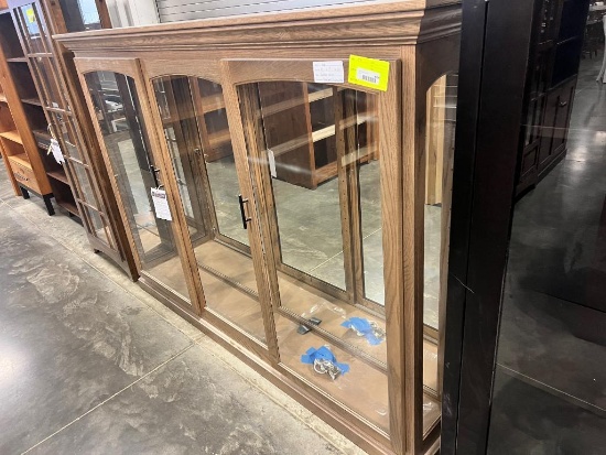 OAK TRADITIONAL DISPLAY CASE 84X14X60 IN