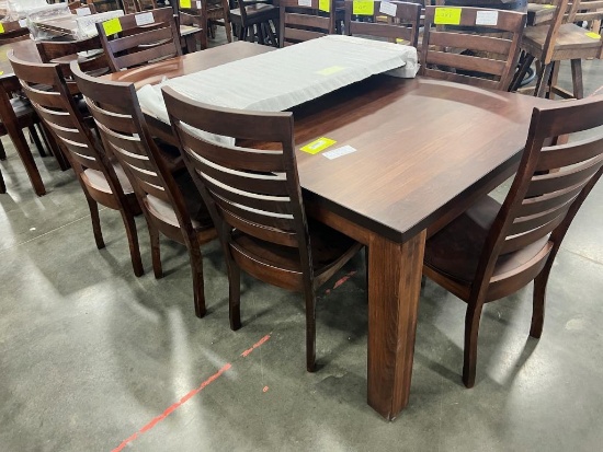 BROWN MAPLE 5 LEG TABLE W 8 SIDE CHAIRS, 1 20 IN LEAF, 40X78 IN