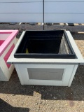 WH/GREY 14IN FLOWER BOX