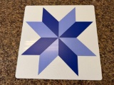 24X24 METAL STAR DECOR BL/WH