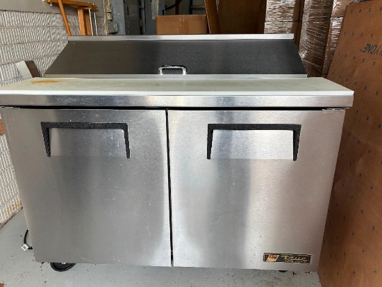 TRUE SANDWICH PREP COOLER EXCELLENT CONDITION 1PH 115V