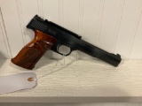 S&W MO. 41, SEMI AUTOMATIC, 22 CAL HANDGUN W/BOX