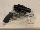 S&W MO. 629, 44 MAGNUM REVOLVER W/TACTICAL SCOPE W/BOX