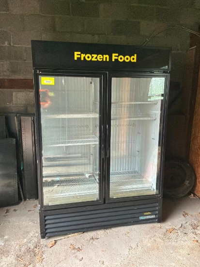 True 2 Glass Door Freezer 1 Ph 30x54x78 In Doesn'T Work Due To Power Outage, Never Tried To Fix It