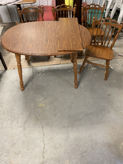 Kitchen Table w chairs