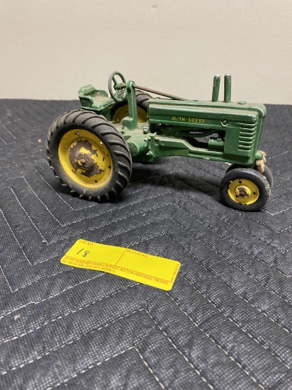 Metal John Deere Tractor