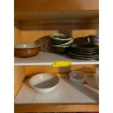 Melmac ware, Cardinal Mugs, & Pyrex Measuring Cup