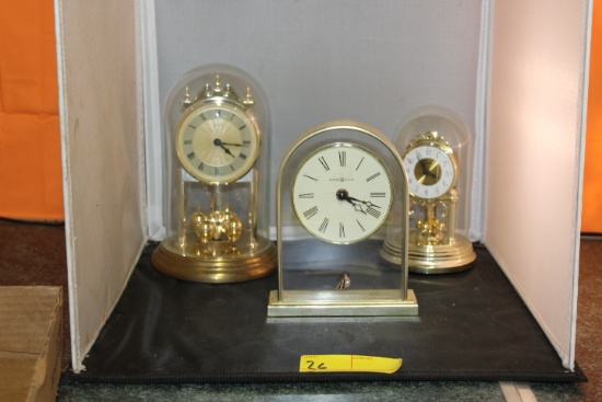 Desk & Anniversary Clocks